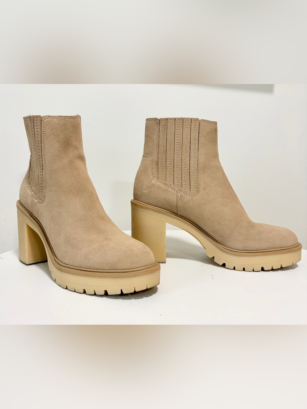 Dolce Vita Dune Suede Platform Chelsea Block Heel Boots